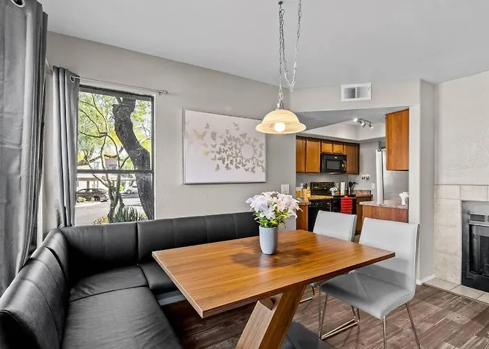 The Greens! 3br W/ Pool & Tucson