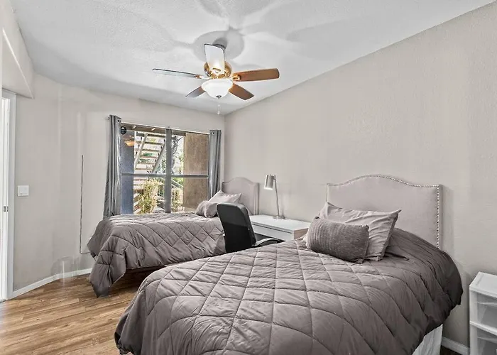The Greens! 3br W/ Pool & * Tucson