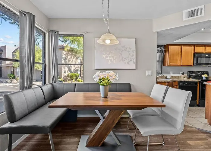 Apartment The Greens! 3br W/ Pool & Tucson