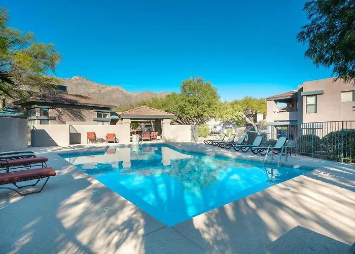The Greens! 3br W/ Pool & Tucson