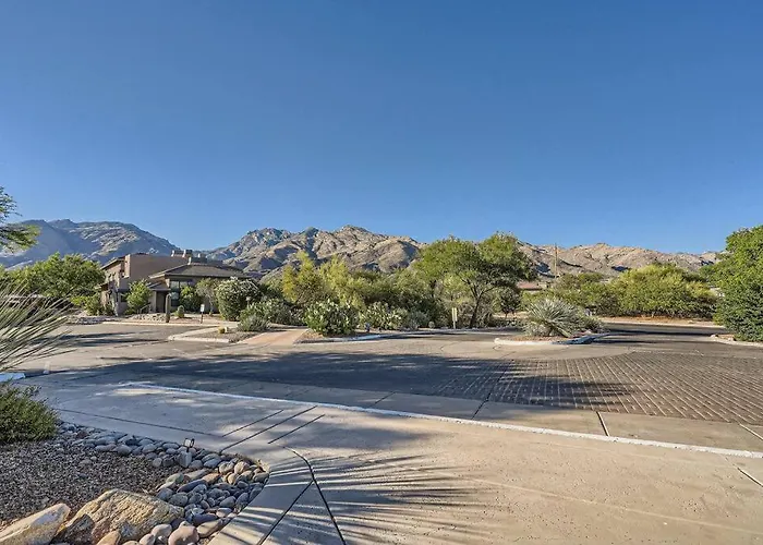 Apartment The Greens! 3br W/ Pool &